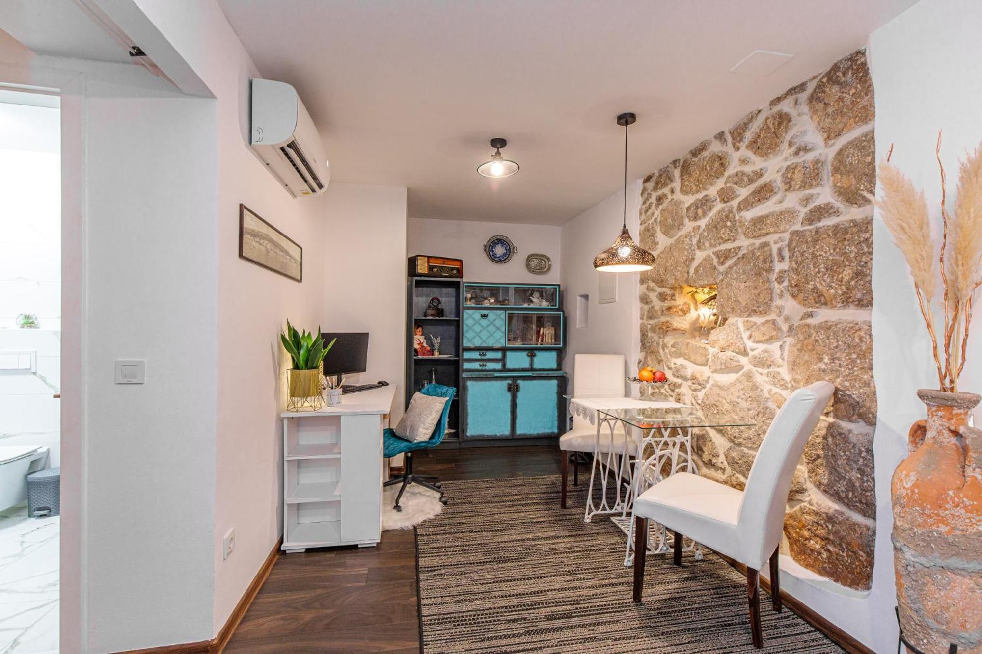Apartments Mikulin Family Пунат Экстерьер фото